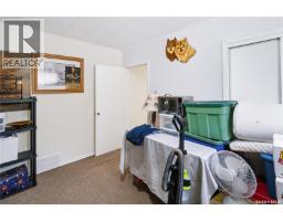 38 30th Street E, Prince Albert, SK S6V1Y9 Photo 12
