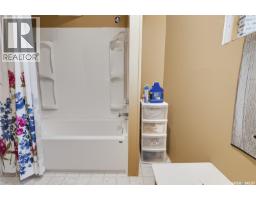 38 30th Street E, Prince Albert, SK S6V1Y9 Photo 21