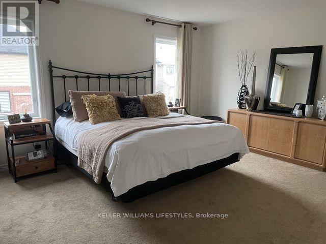 1558 NOAH BEND, London North (North I) — photo 11