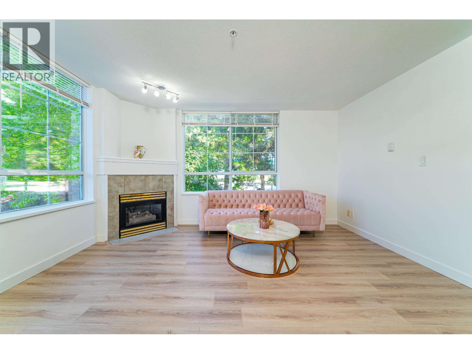 211 7117 ANTRIM AVENUE, Burnaby - Image 1