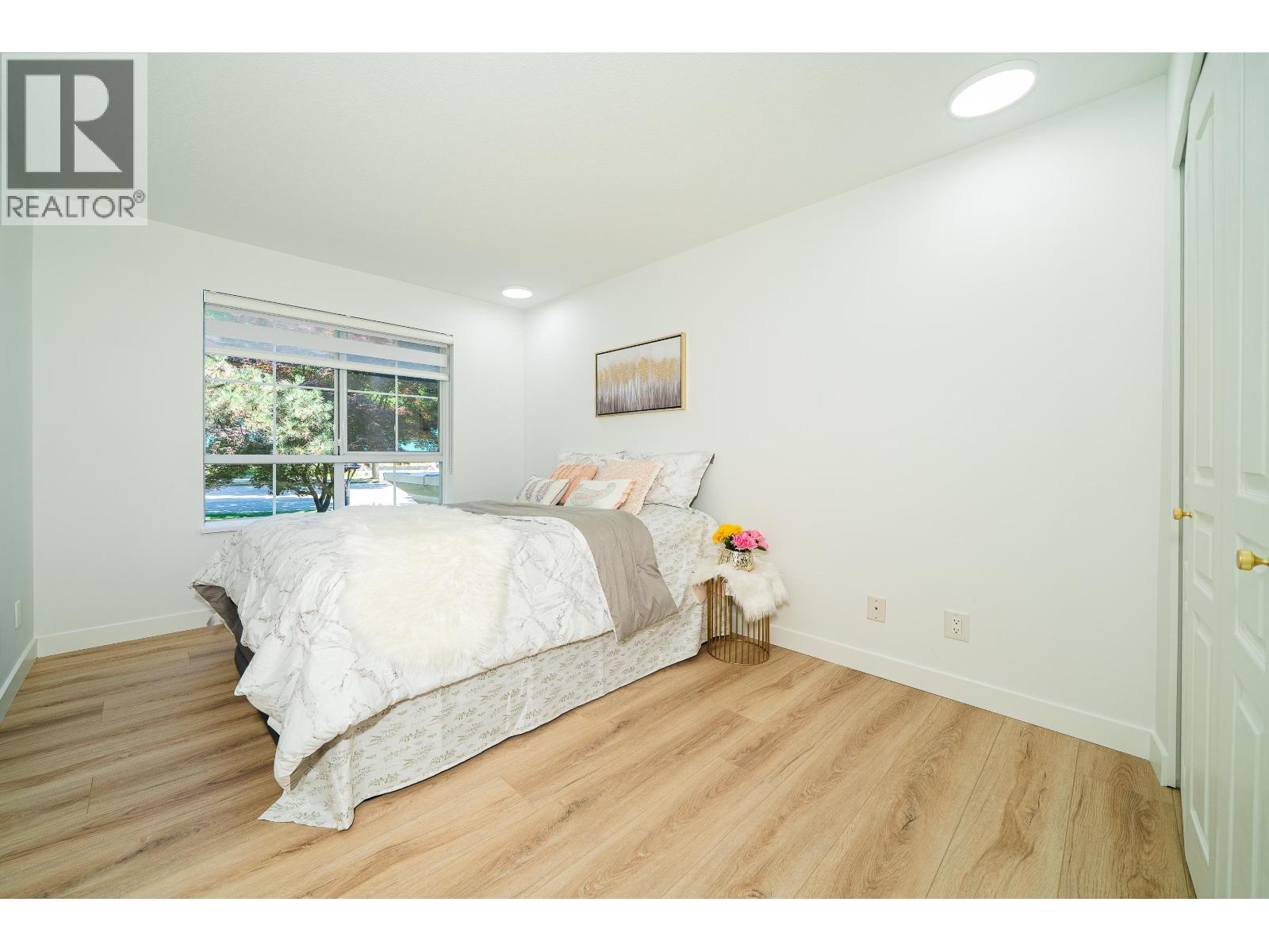 211 7117 ANTRIM AVENUE, Burnaby - Image 1
