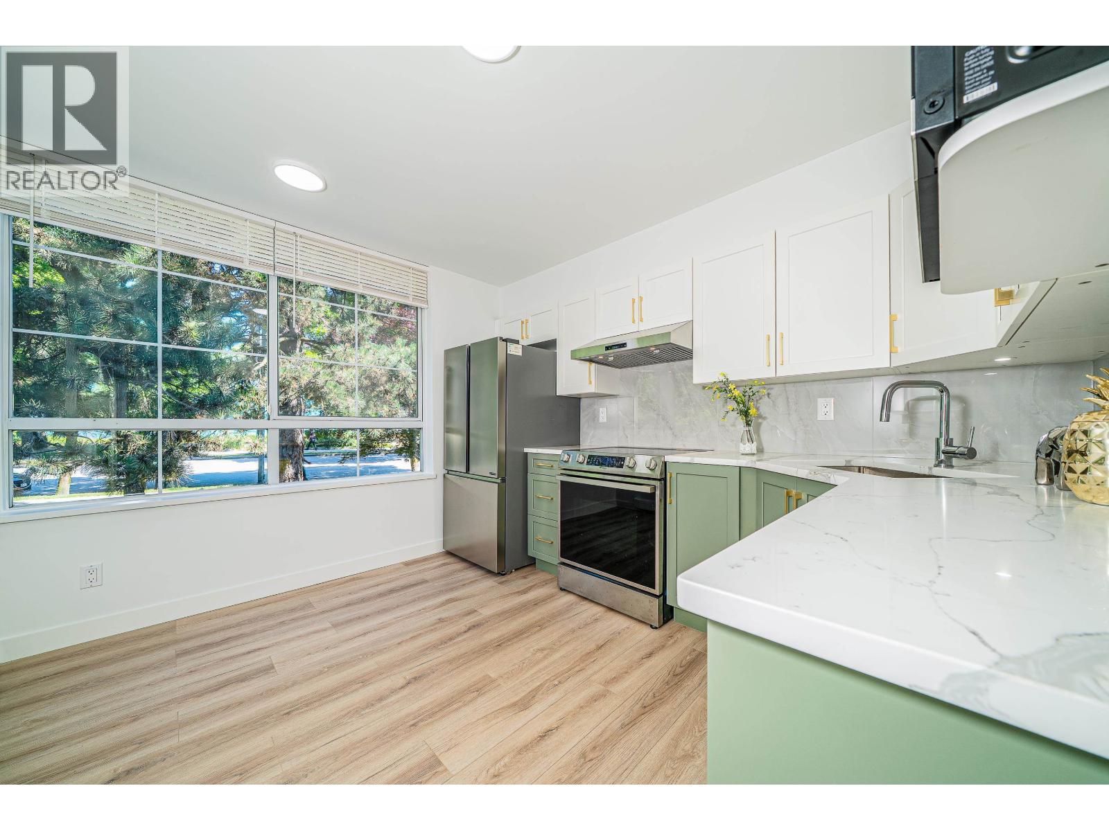 211 7117 ANTRIM AVENUE, Burnaby - Image 1