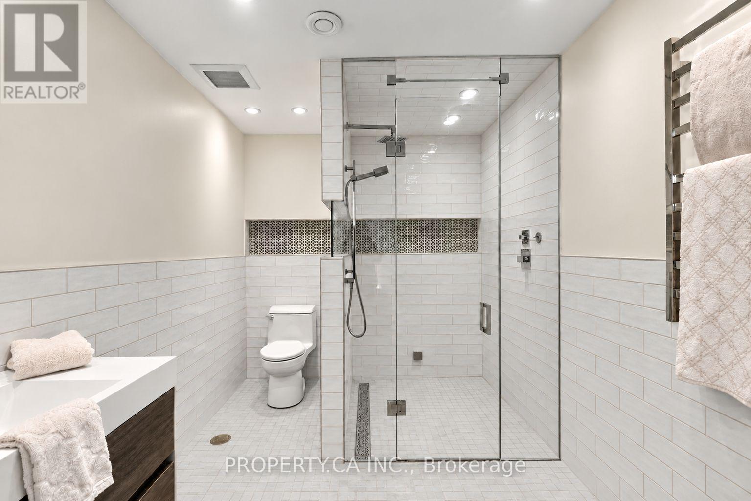 67 ROSSBURN DRIVE - 46