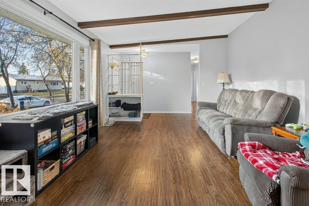 9120 92 Avenue, photo 12
