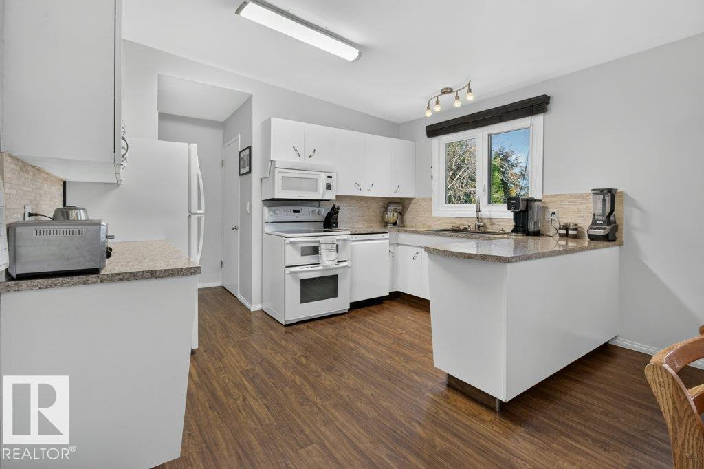 9120 92 Avenue, photo 18