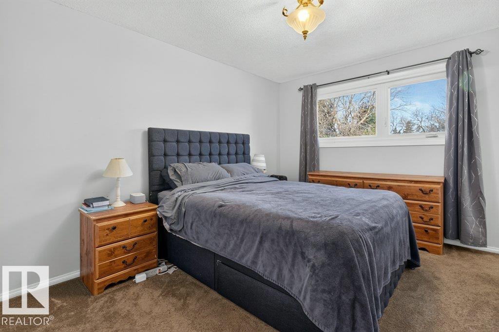 9120 92 Avenue, photo 25