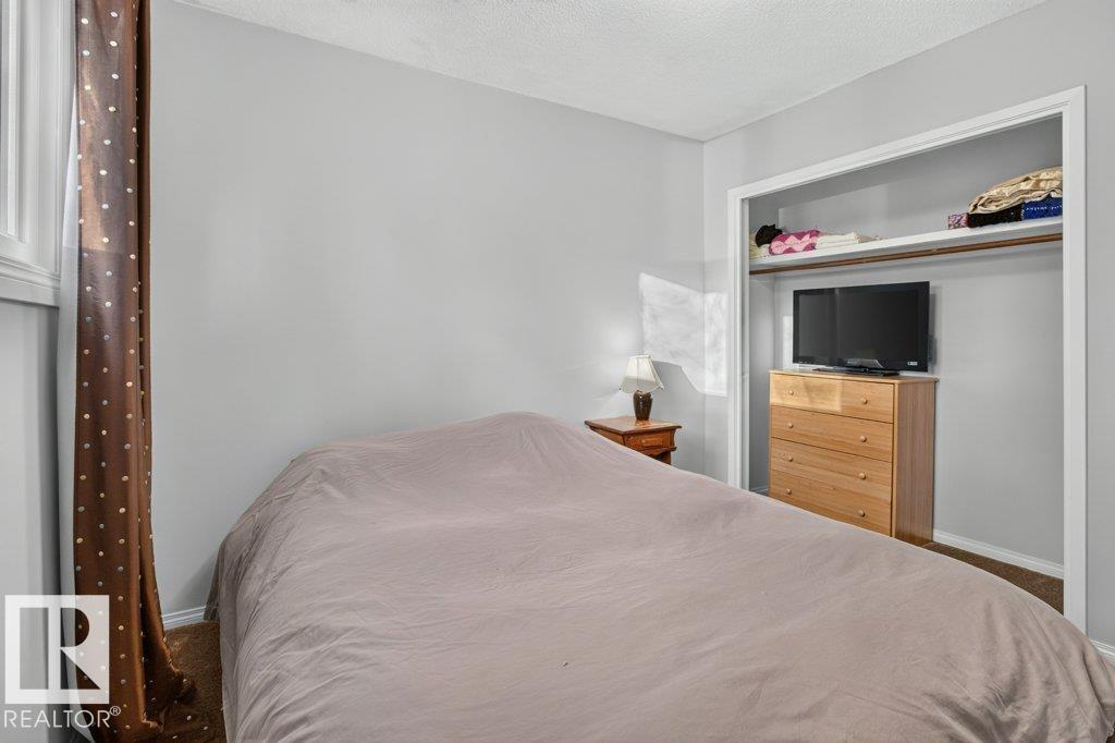 9120 92 Avenue, photo 30