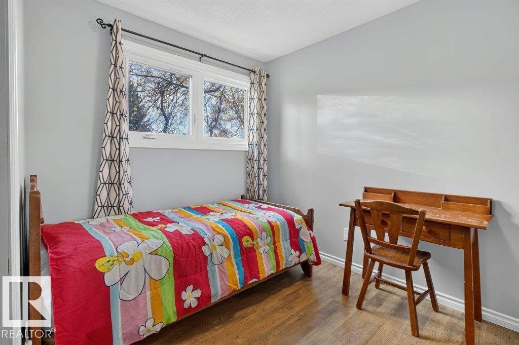 9120 92 Avenue, photo 32