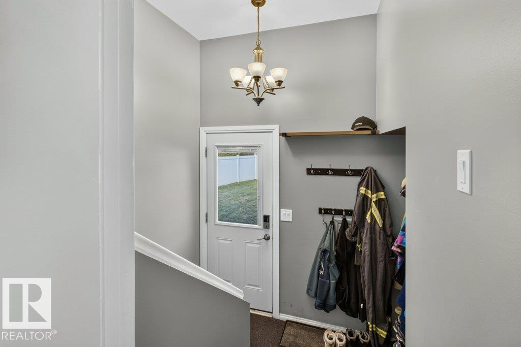 9120 92 Avenue, photo 37