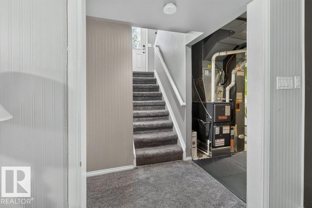 9120 92 Avenue, photo 39