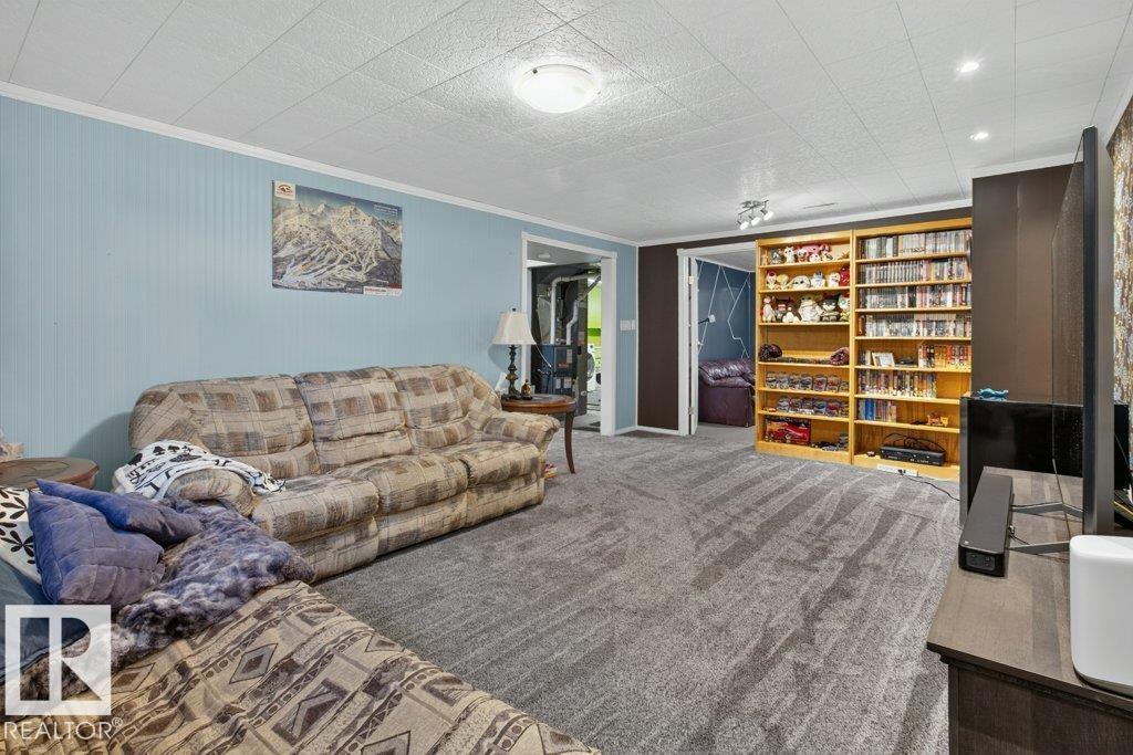 9120 92 Avenue, photo 45