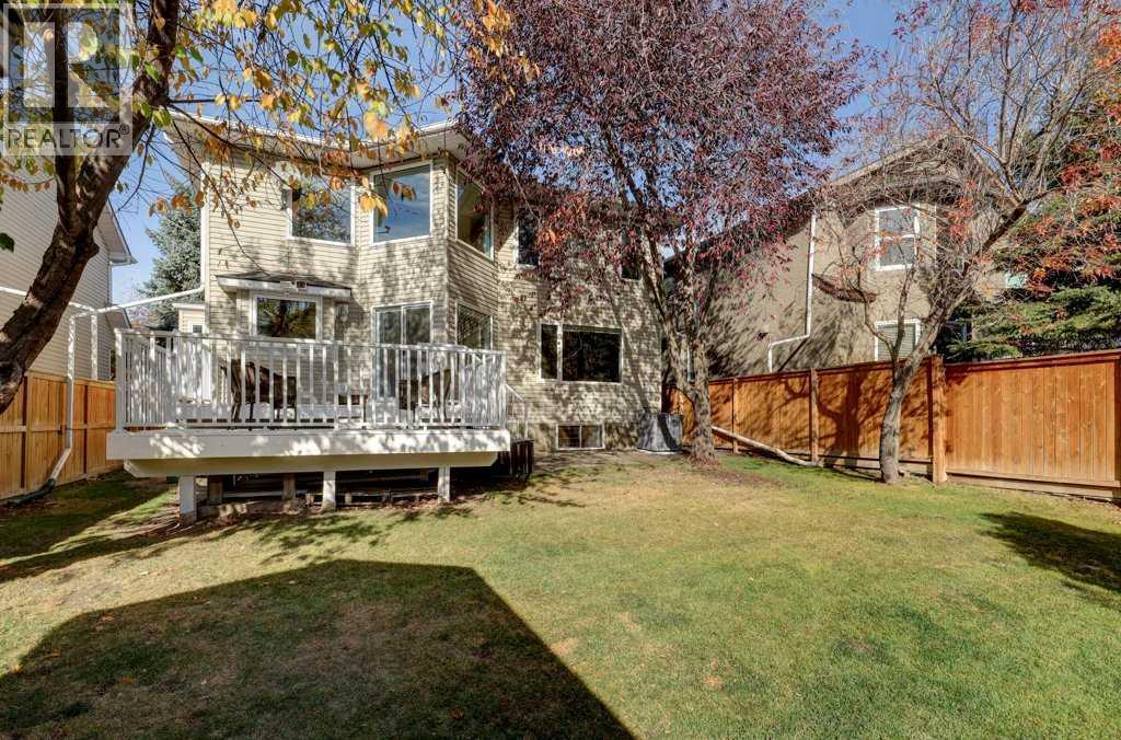 Photo of 212 Riverview Close SE, Calgary