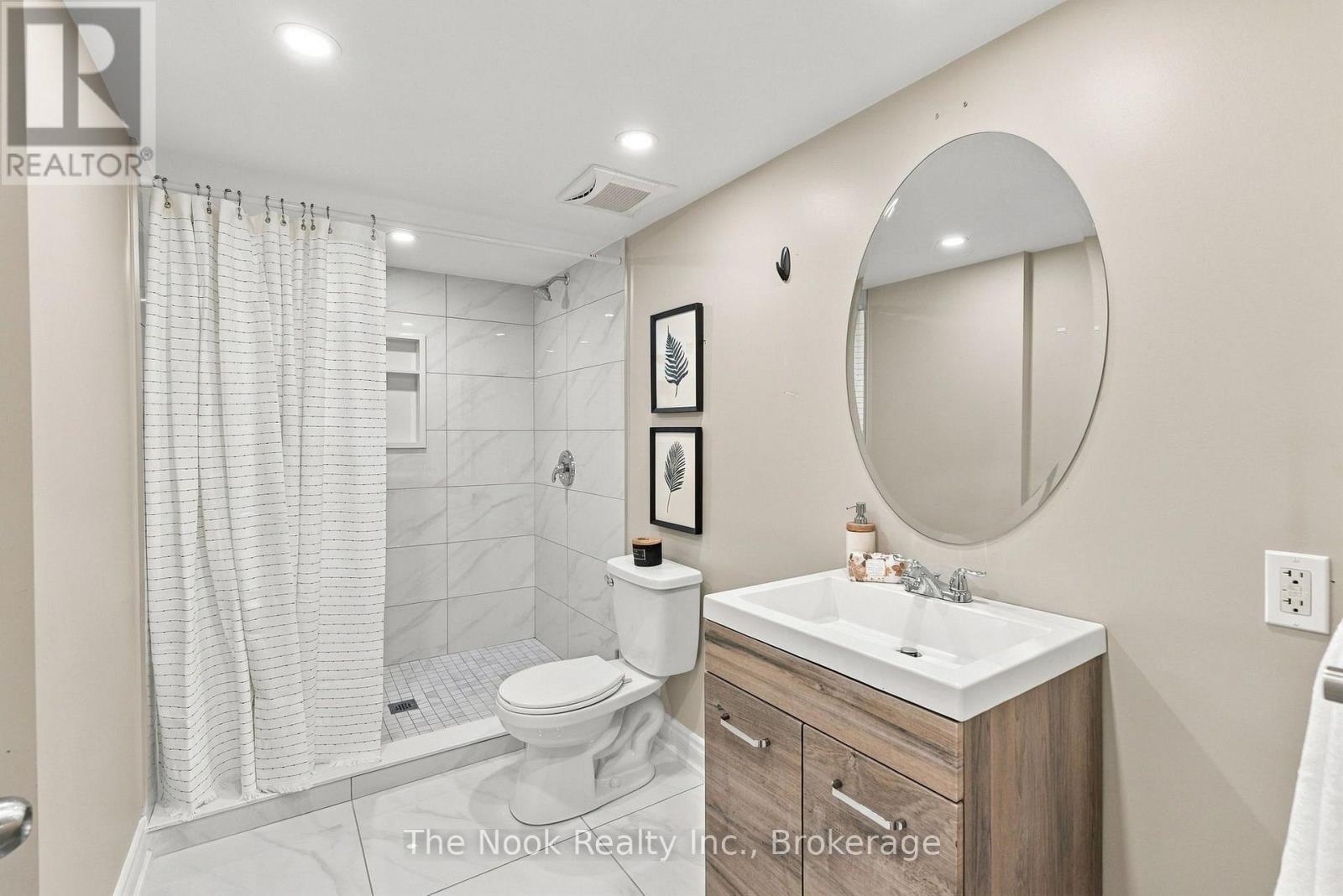 39 Serene Court, Whitby, ON photo 36
