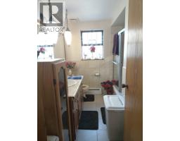 2086 E 49th Avenue, Vancouver, BC V5P1T7 Photo 7