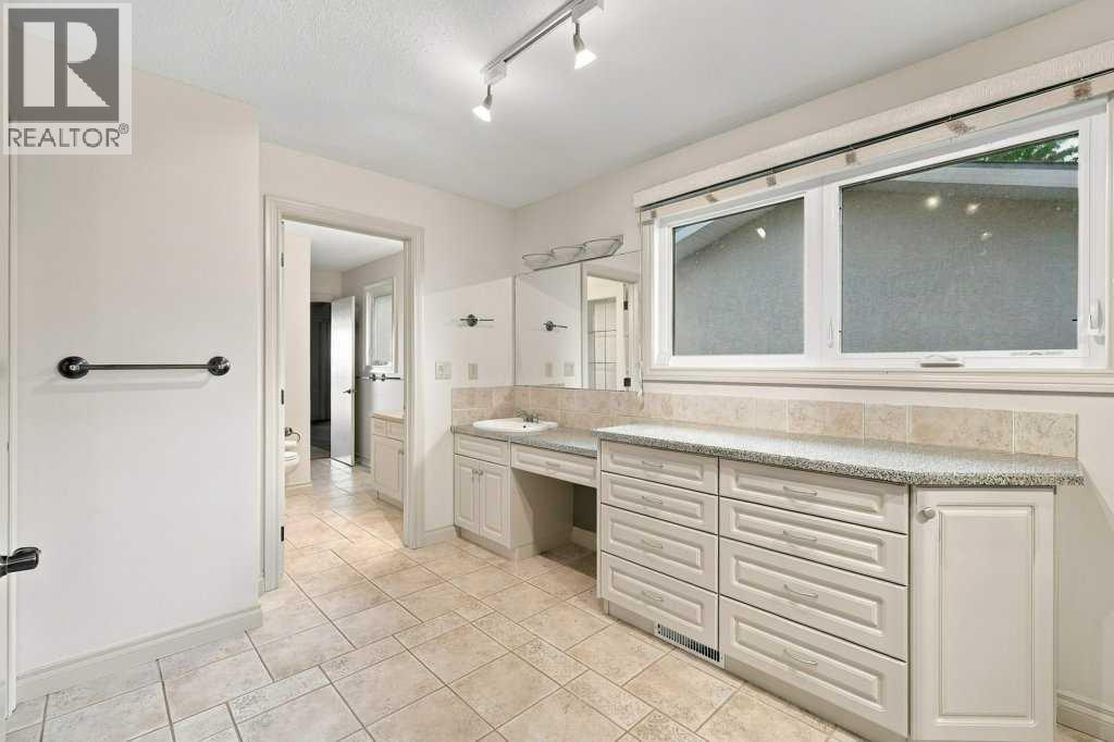 Listing photo – 81 Oberlin Avenue, Red Deer