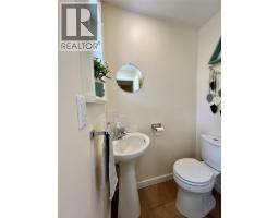 2070 Riverside Avenue, Trail, BC V1R3Z4 Photo 18