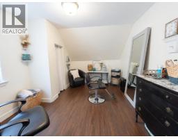 2070 Riverside Avenue, Trail, BC V1R3Z4 Photo 28