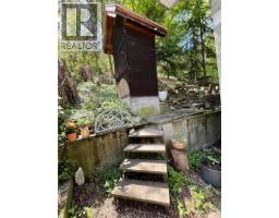 2070 Riverside Avenue, Trail, BC V1R3Z4 Photo 48