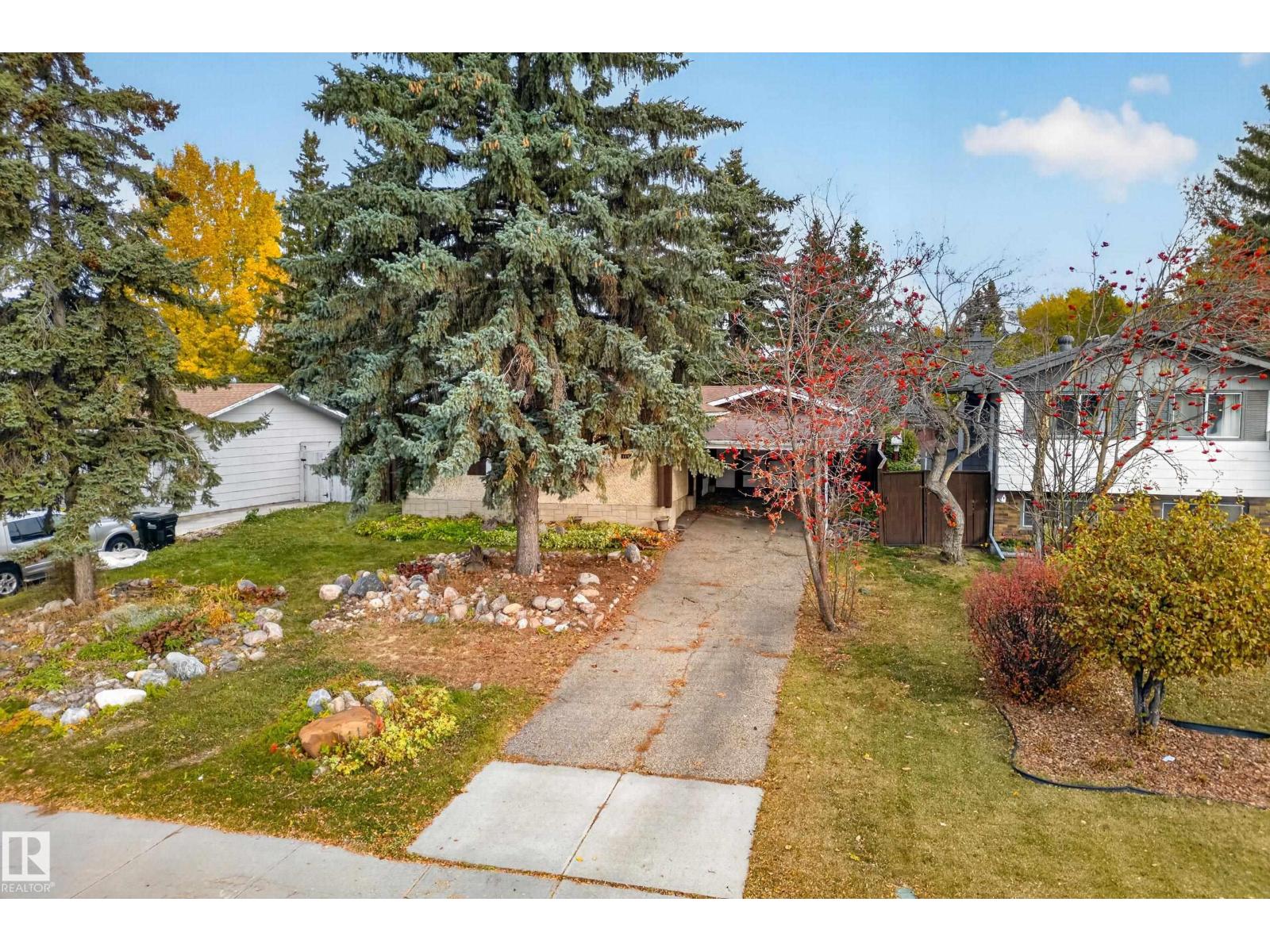119 Main Boulevard, photo 2
