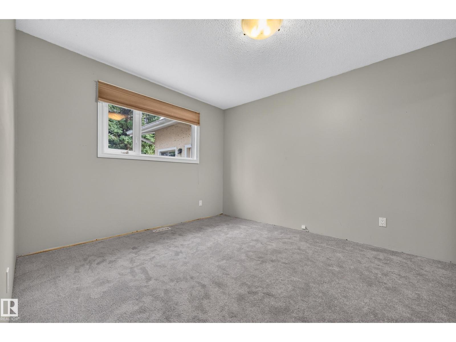 119 Main Boulevard, photo 20