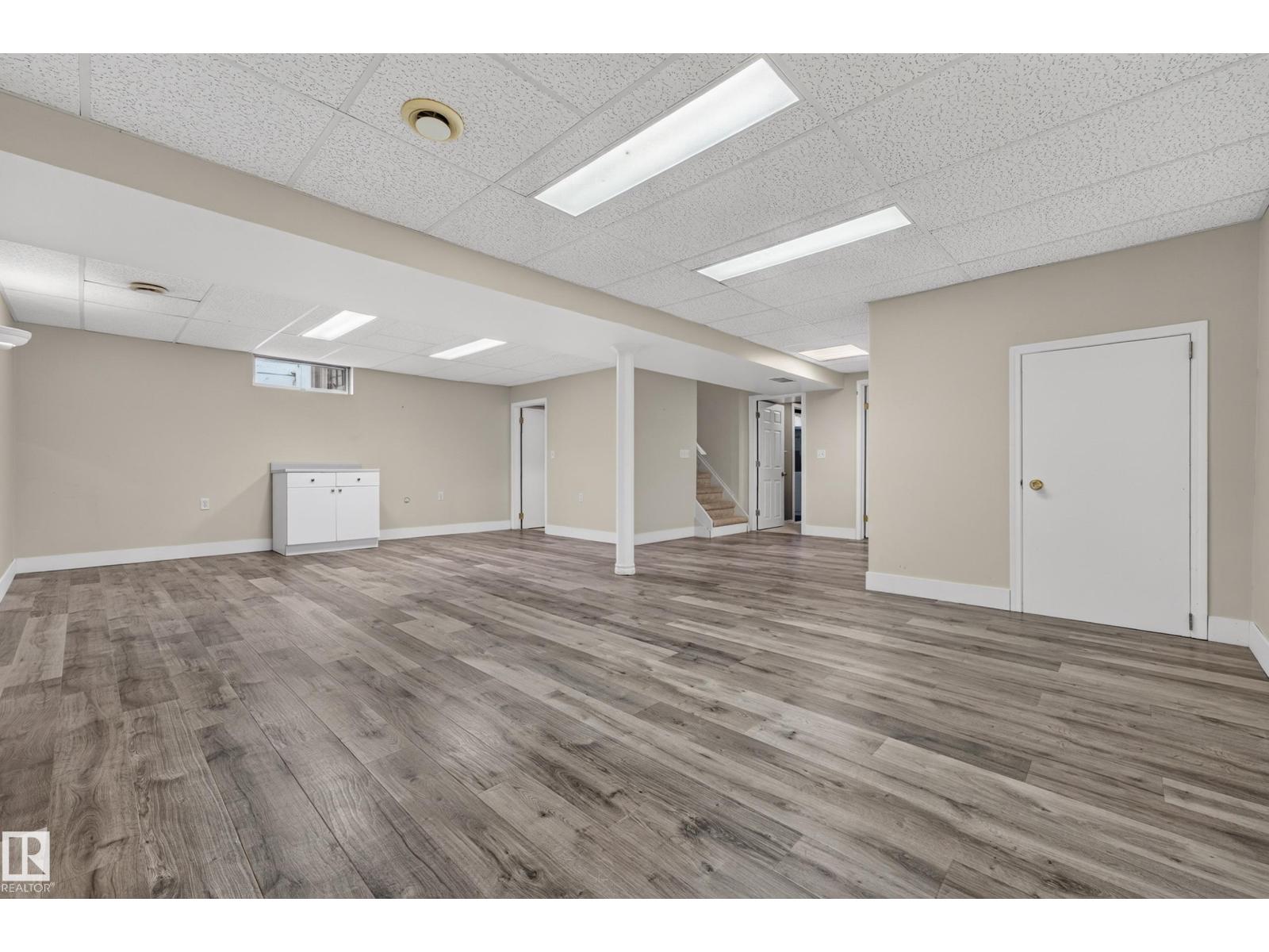 119 Main Boulevard, photo 29