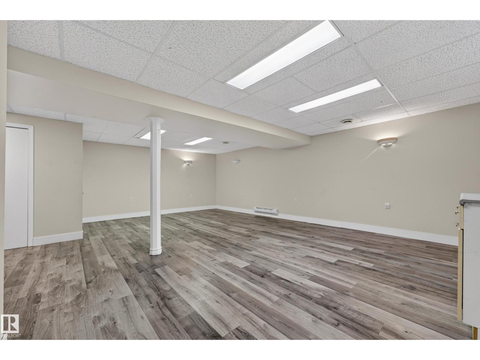 119 Main Boulevard, photo 31