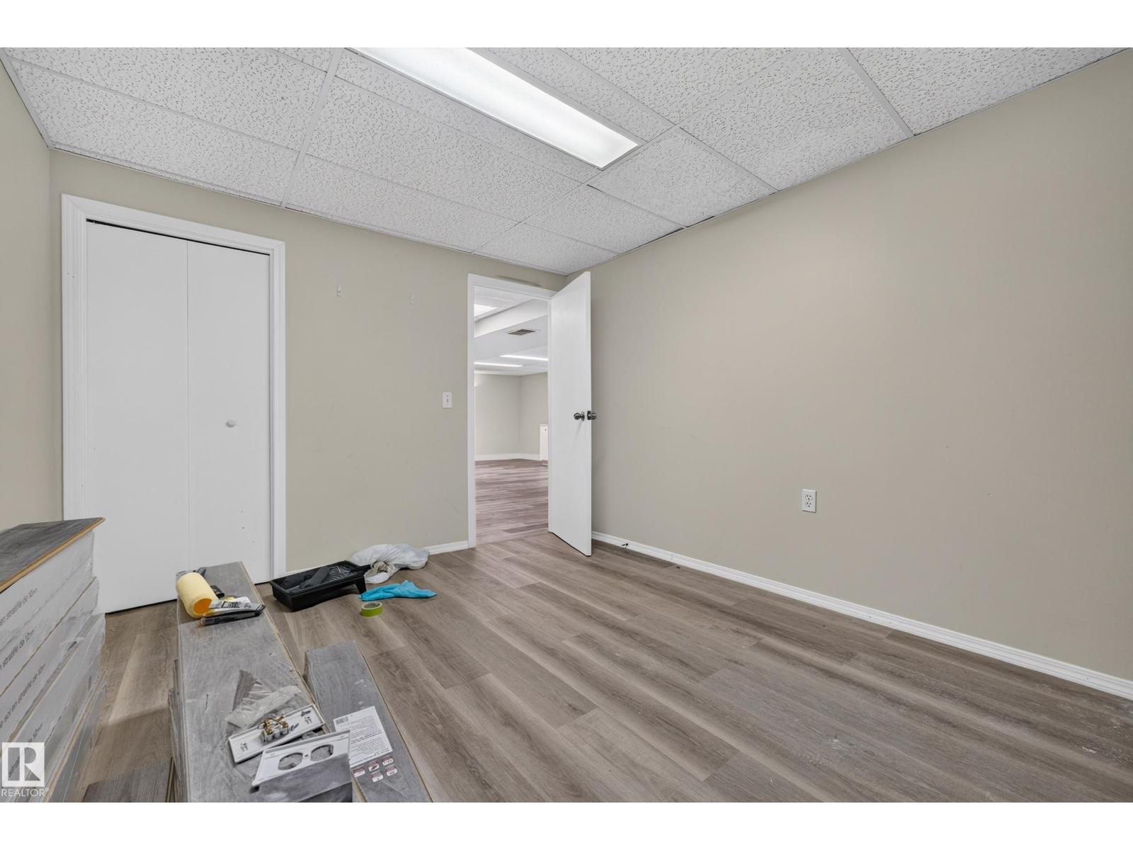 119 Main Boulevard, photo 32