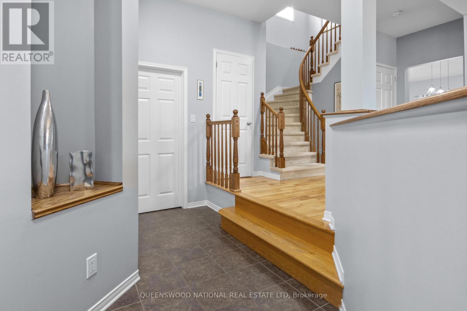 100 FAIRLOP WAY, Ottawa — photo 2