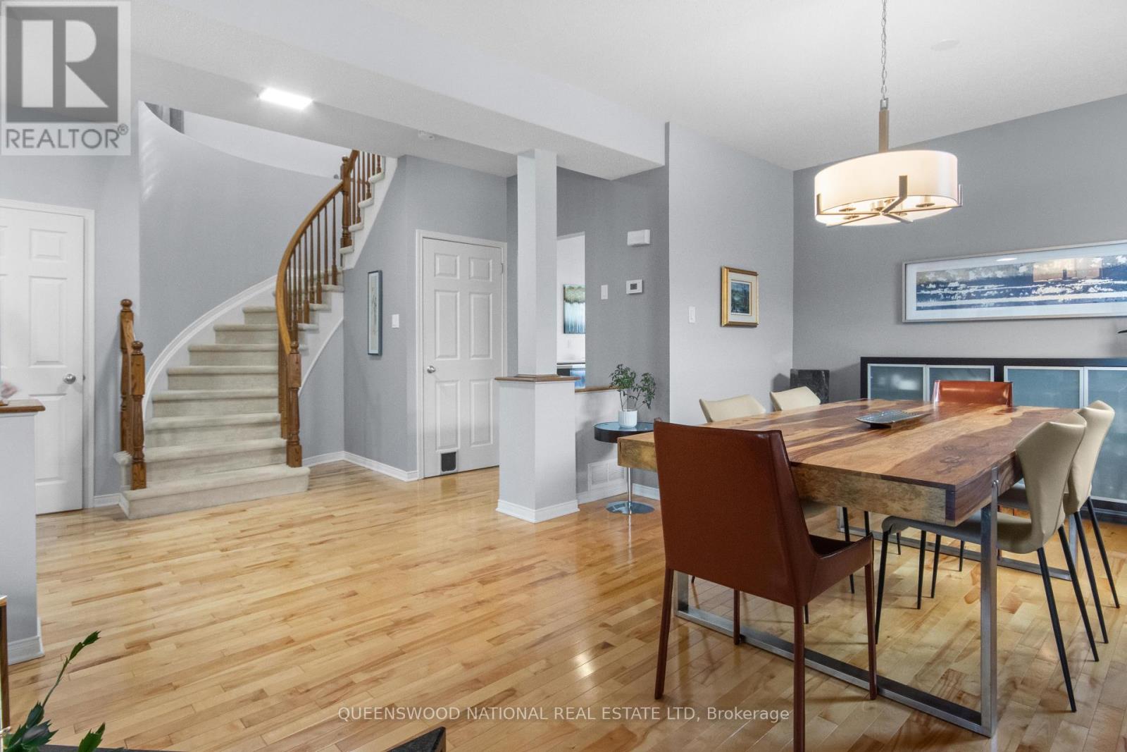 100 FAIRLOP WAY, Ottawa — photo 4