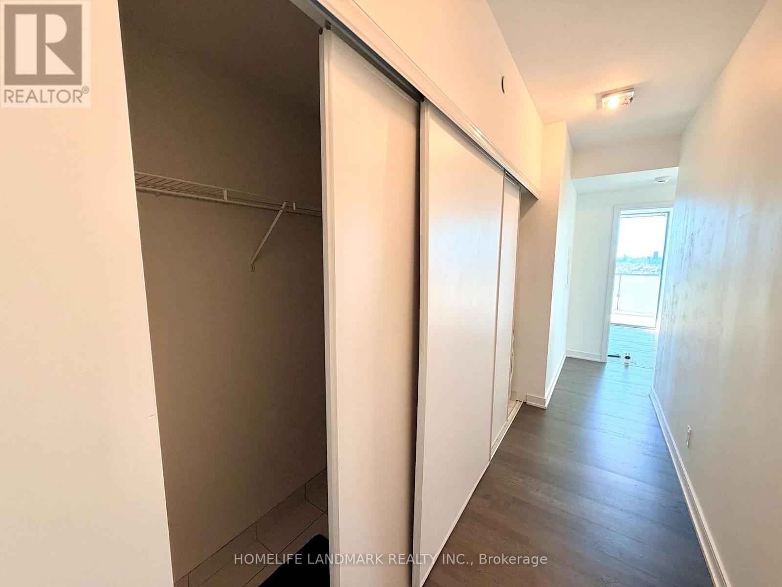 2407 - 57 ST JOSEPH STREET, Toronto (Bay Street Corridor) — photo 5
