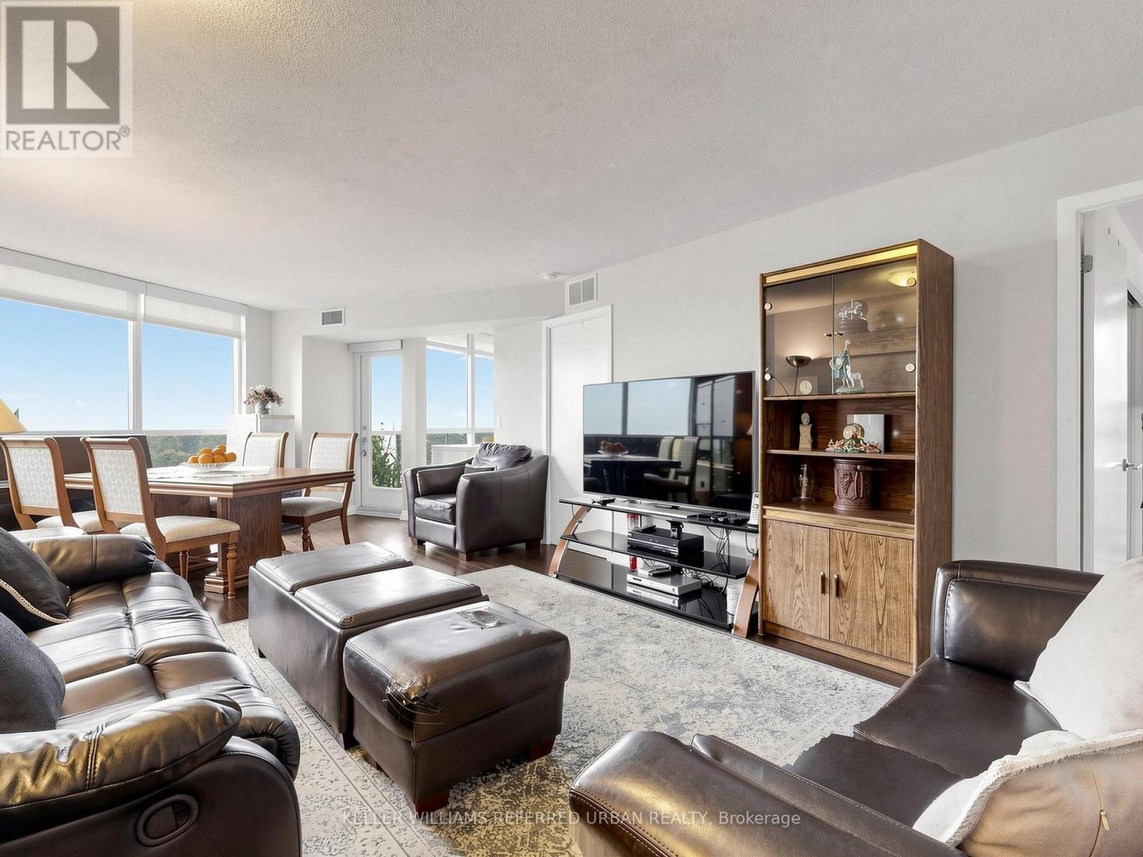 1009- 219 Fort York Boulevard, Toronto, ON photo 10