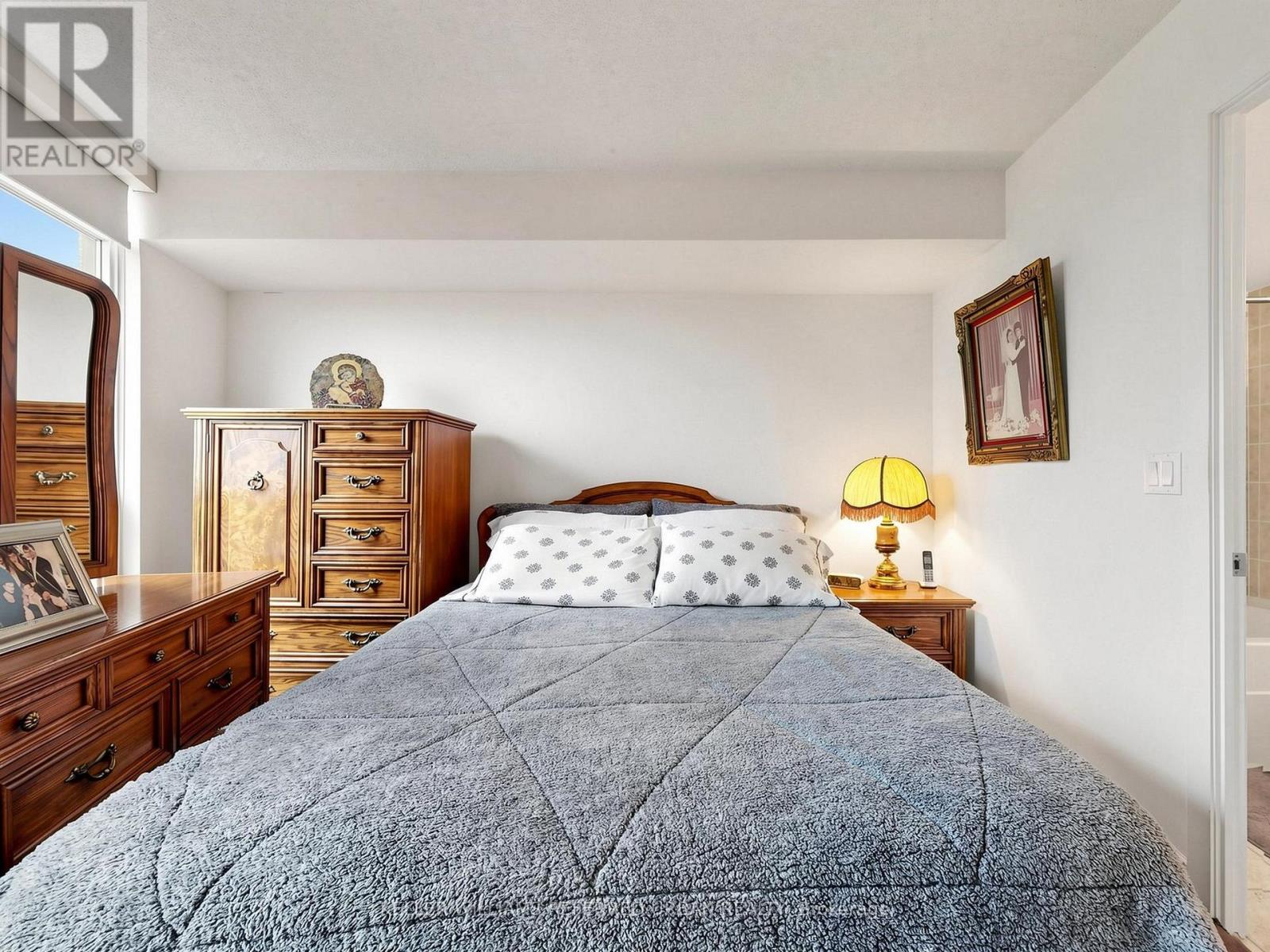 1009- 219 Fort York Boulevard, Toronto, ON photo 16