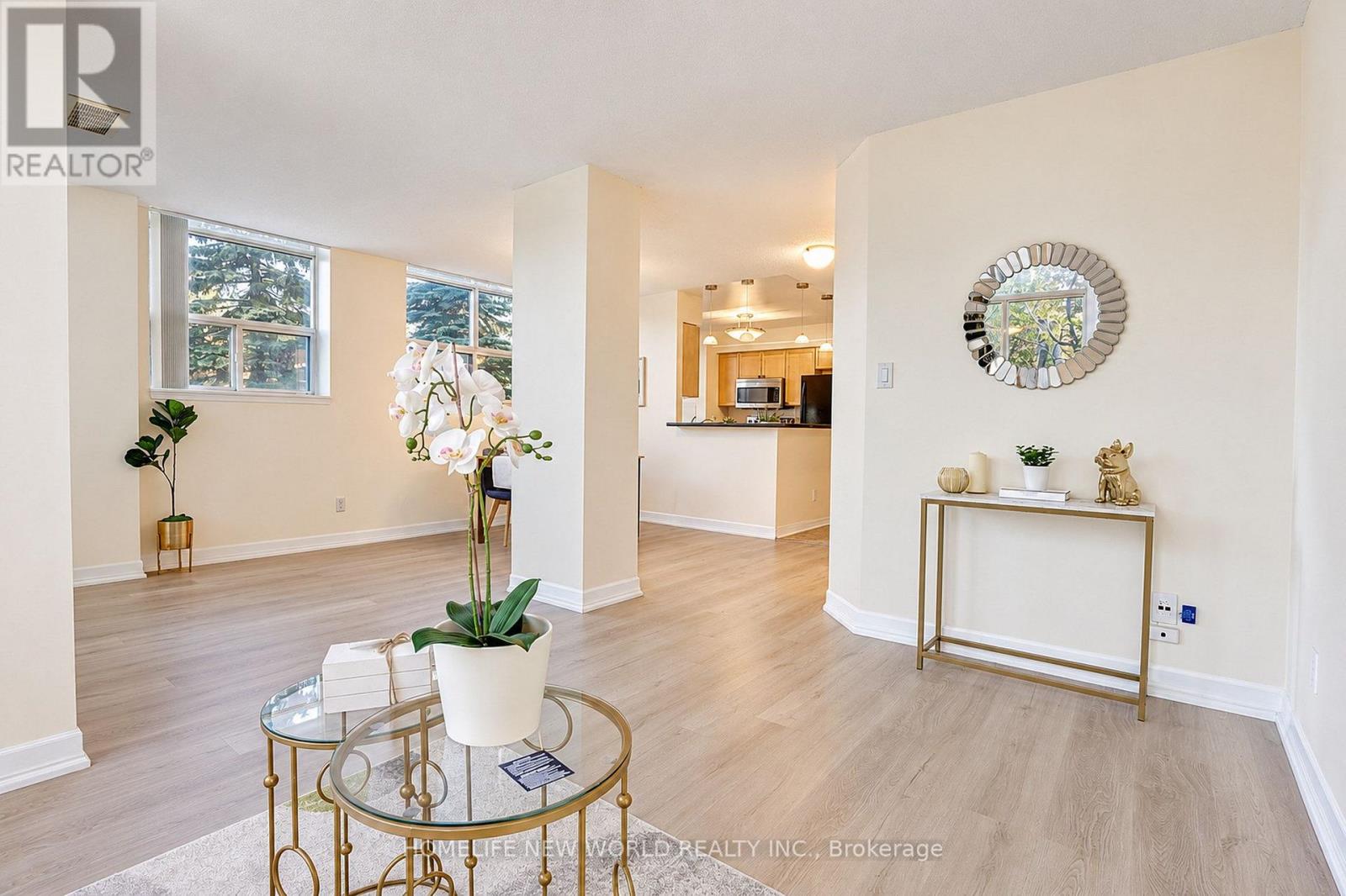 111- 233 Beecroft Road, Toronto, ON photo 26