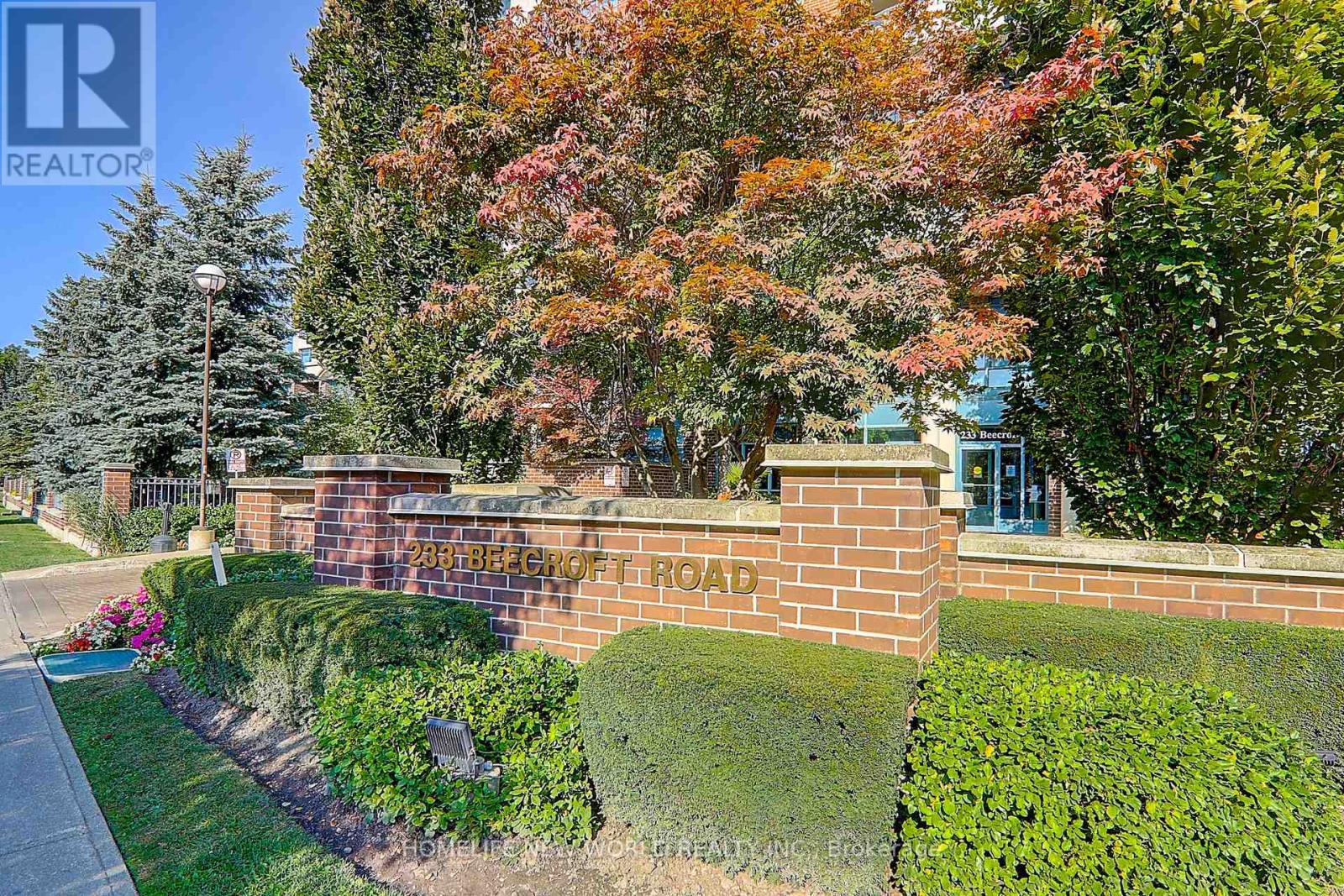 111- 233 Beecroft Road, Toronto, ON photo 3