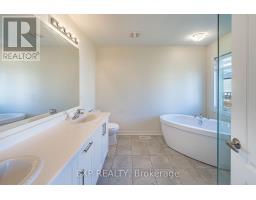 1186 Rexton Drive, Oshawa, ON L1L0T4 Photo 13