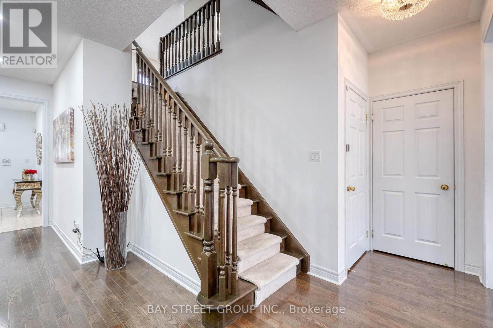 82 PRINCE OF WALES DRIVE - 15