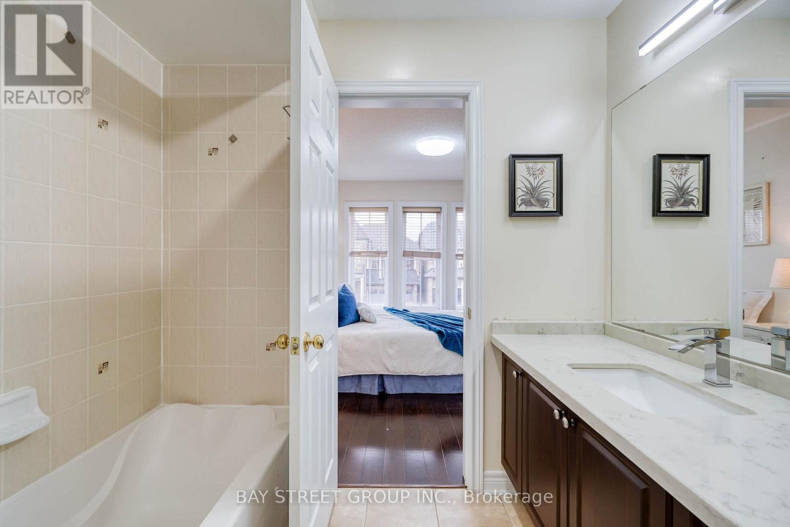 82 PRINCE OF WALES DRIVE - 31