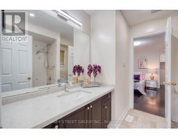 82 Prince Of Wales Drive, Markham, ON L6C0K2 Photo 30