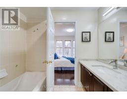 82 Prince Of Wales Drive, Markham, ON L6C0K2 Photo 31