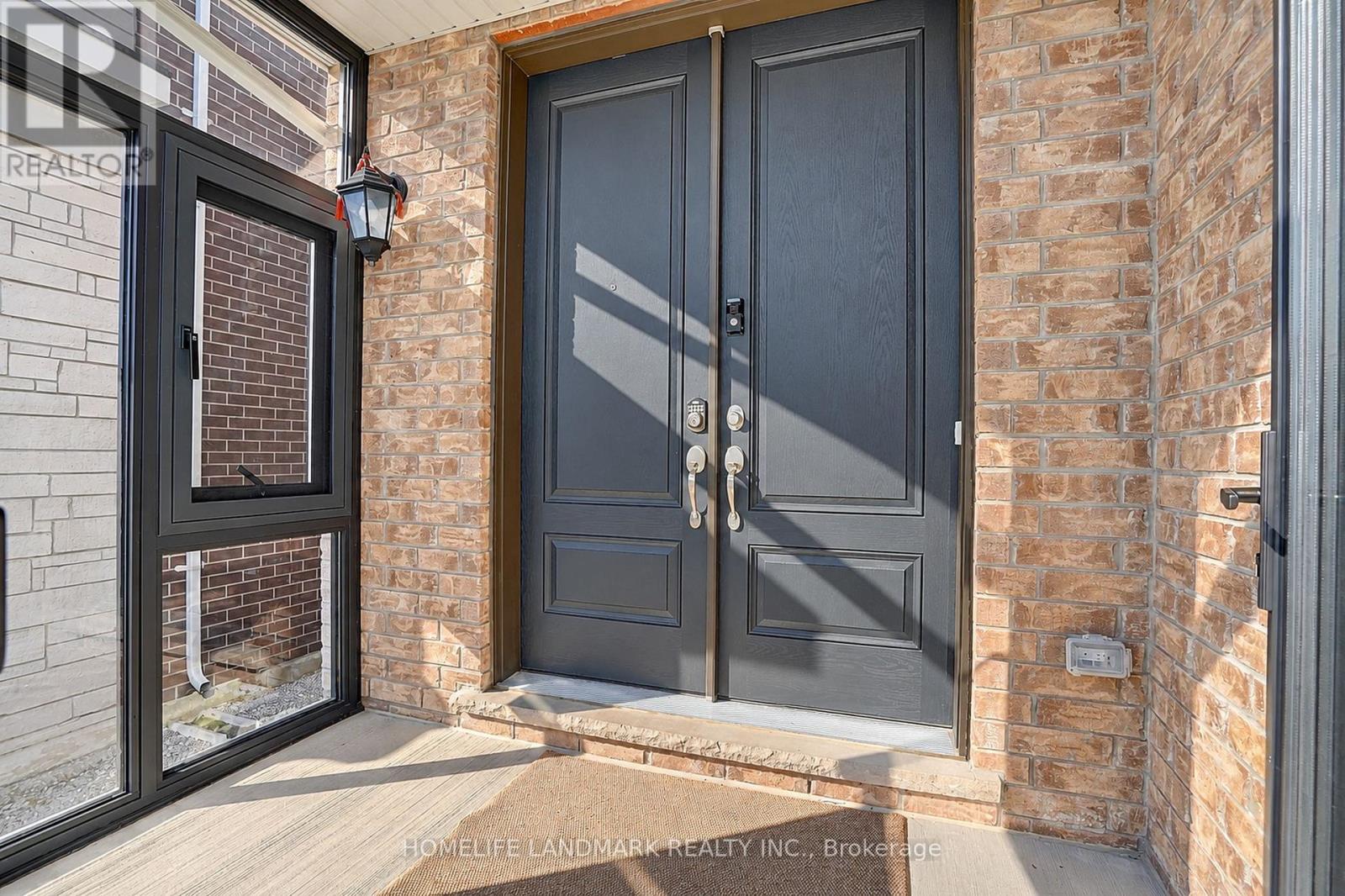 144 MCKEAN DRIVE, Whitchurch-Stouffville (Stouffville) — photo 2