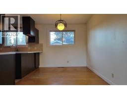 4pc Bathroom - 4815 Verona Drive Nw, Calgary, AB T3A0P5 Photo 10