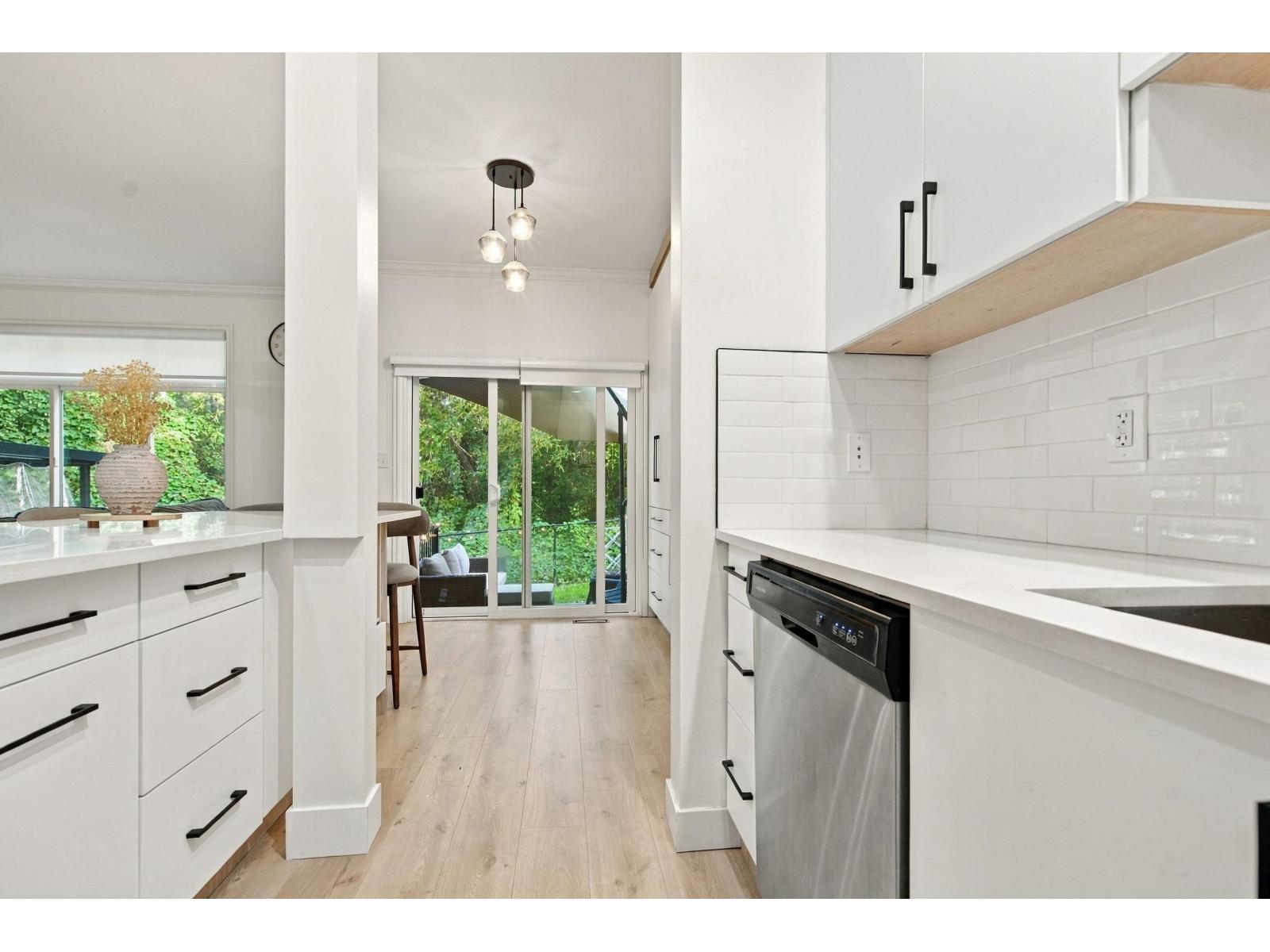 Photo of 14 46808 HUDSON ROAD, Promontory 8