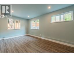 1646 Grandview Road, Gibsons, BC V0N1V5 Photo 12