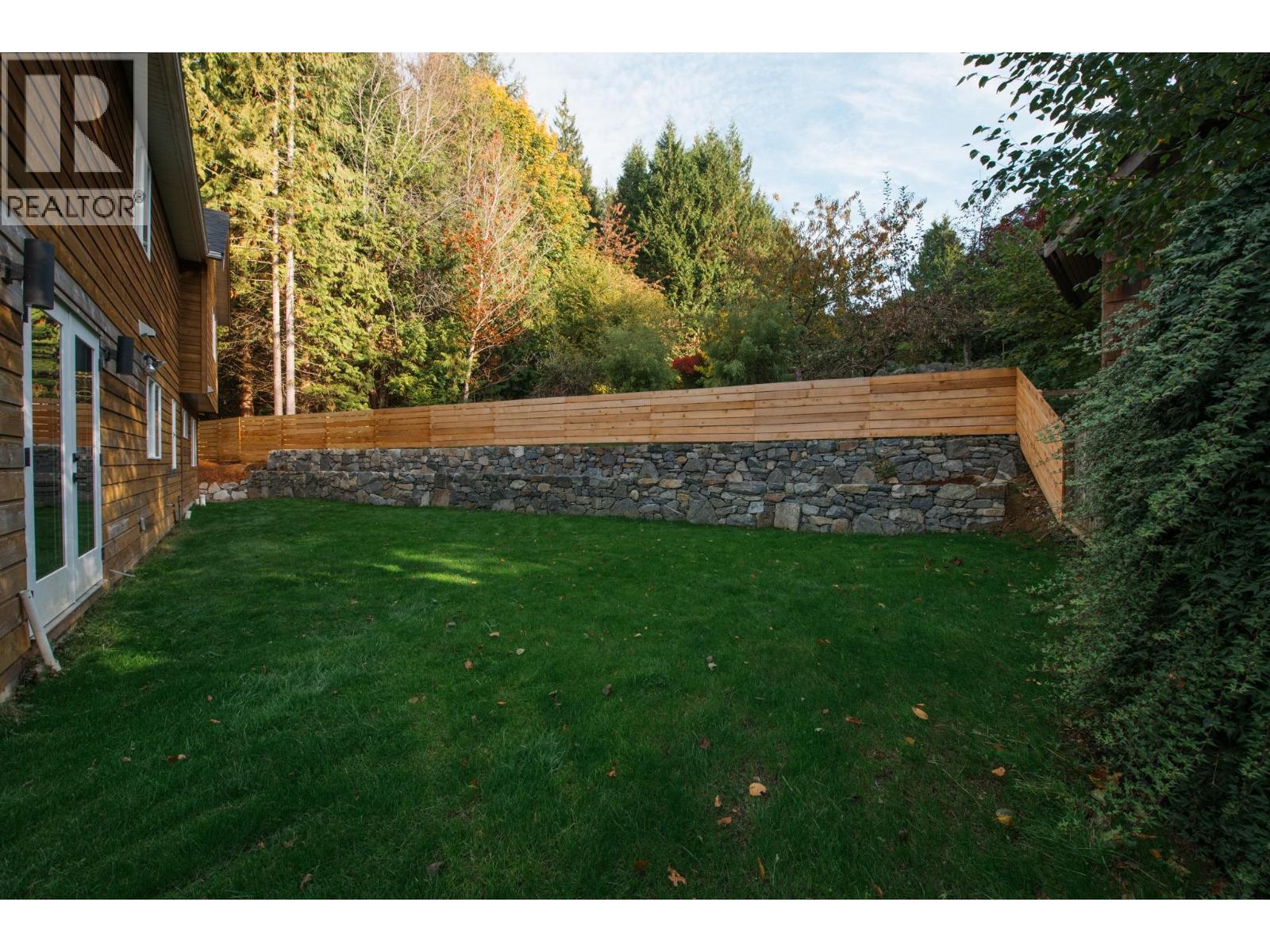 Photo of 1646 GRANDVIEW ROAD 26