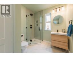 1646 Grandview Road, Gibsons, BC V0N1V5 Photo 13