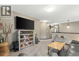 4pc Bathroom - 32 Cranarch Bay Se, Calgary, AB T3M0W6 Photo 19