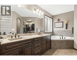 32 Cranarch Bay Se, Calgary, AB T3M0W6 Photo 23