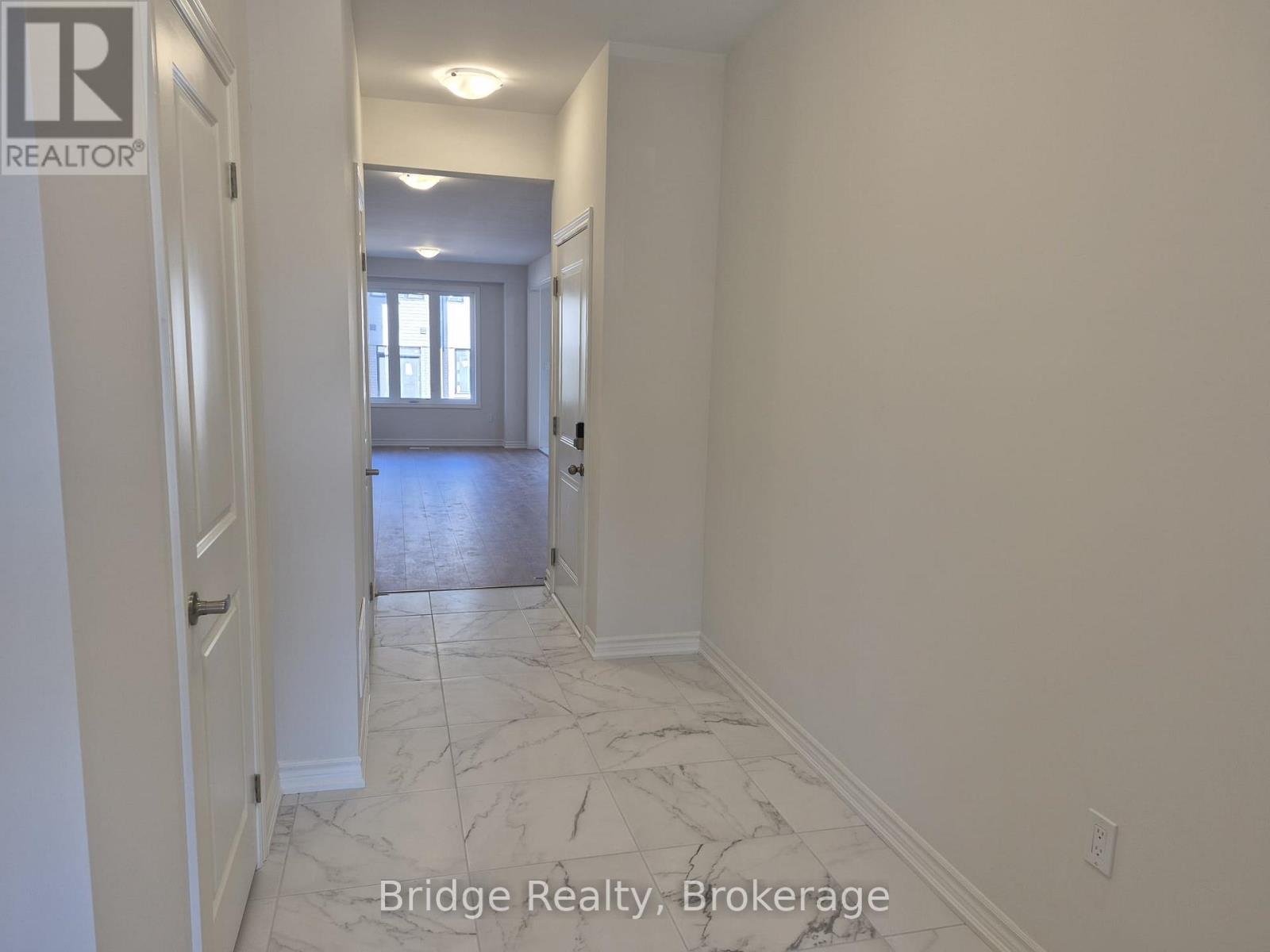 1923 UPPER THAMES DRIVE, Woodstock (Woodstock - North) — photo 7