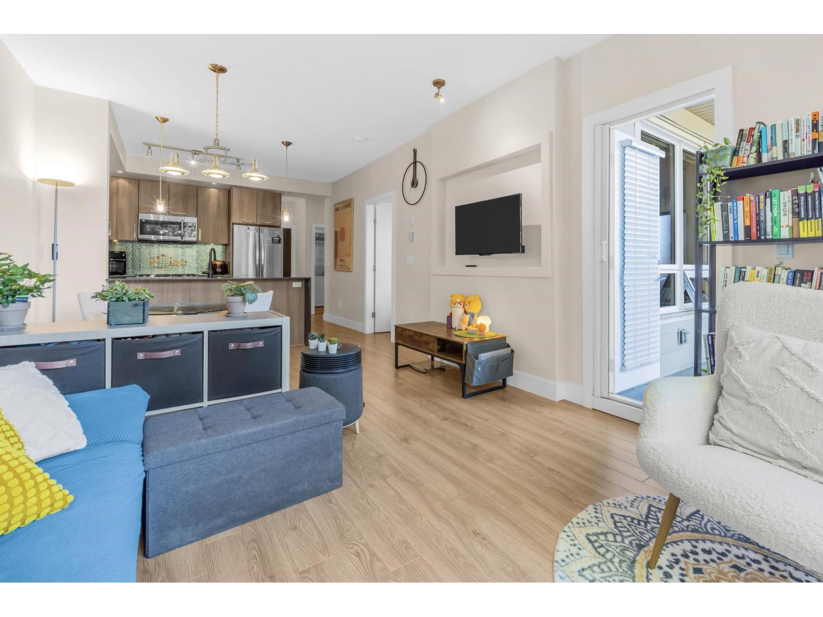 Photo of C211 20211 66 AVENUE 10