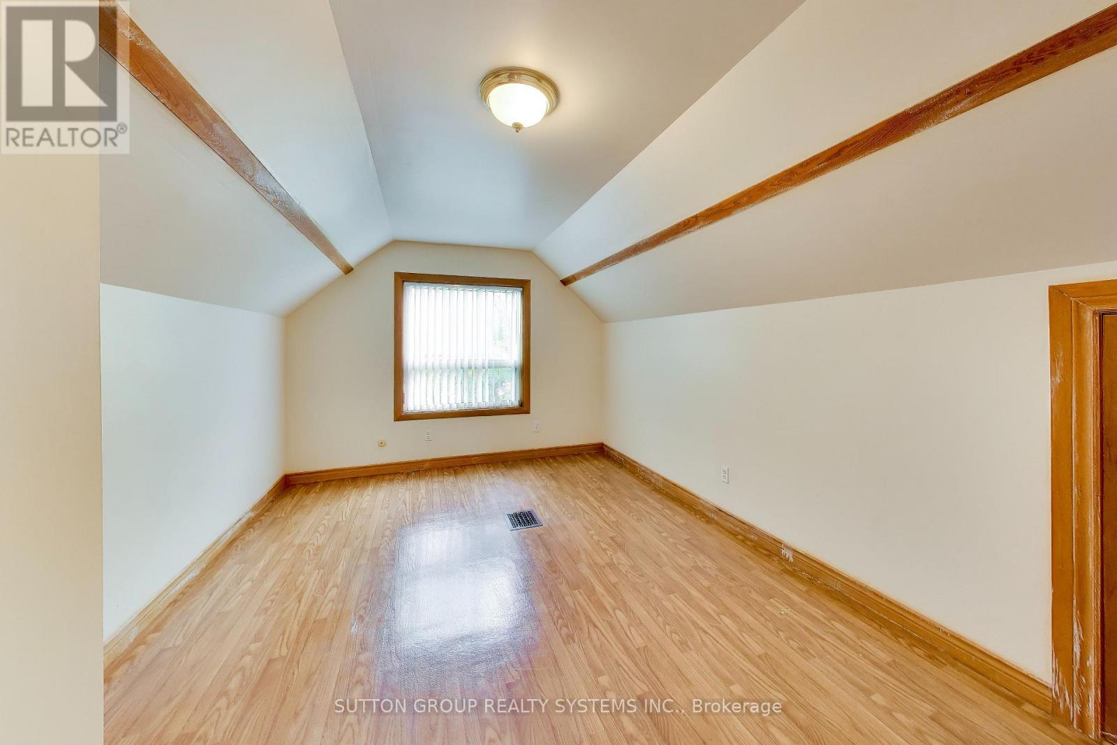 8 Alhambra Avenue, Toronto, ON photo 31